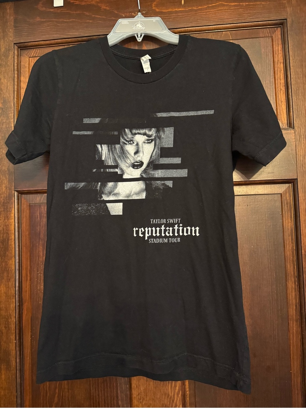 Taylor Swift Reputation Stadium Tour Bella Canvas Tee T-Shirt Women Size Small